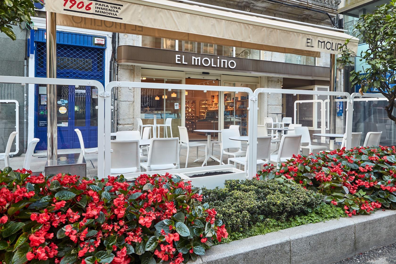 el-molino-ezpeleta-flores Em pleno centro de Vigo, uma das principais cidades galegas, encontra-se a Calle de Policarpo Sanz.
